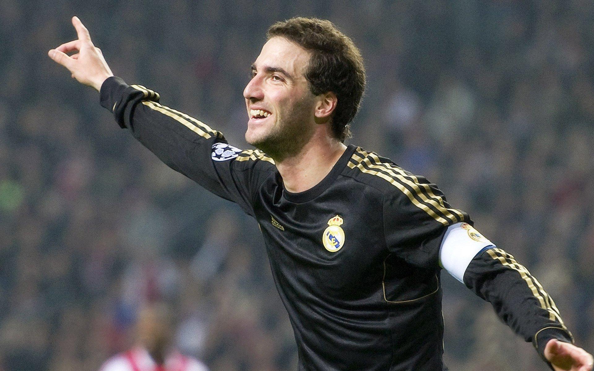 女子体育蓬勃发展，新时代女性运动员的卓越成就与挑战