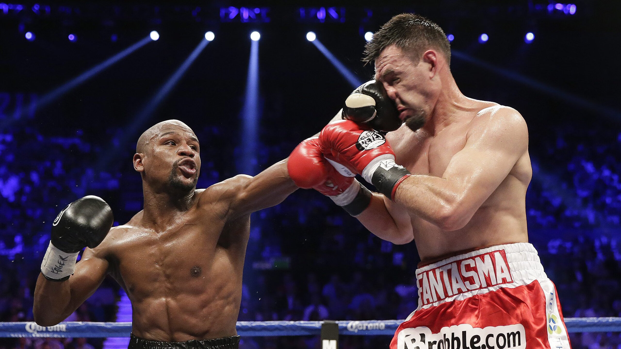 中国皮划艇队亚锦赛斩获三金 年轻小将表现亮眼